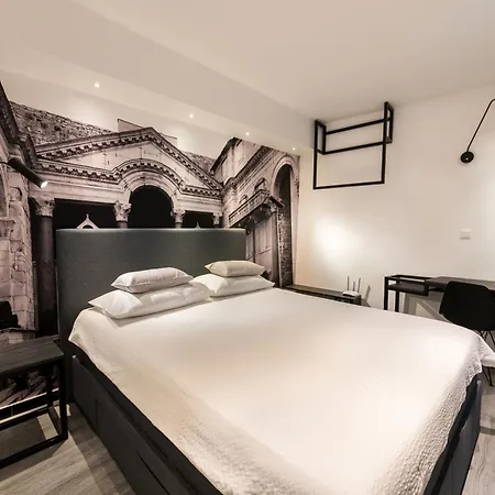 Split City Centre Room Exterior photo