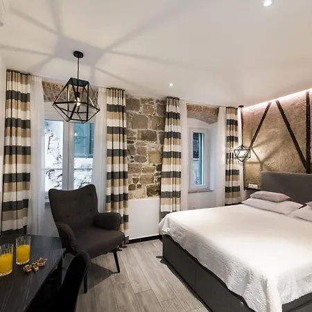 Split City Centre Room Exterior photo