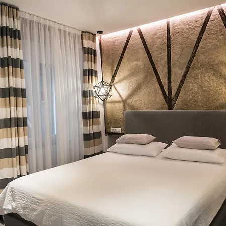 Split City Centre Room Exterior photo